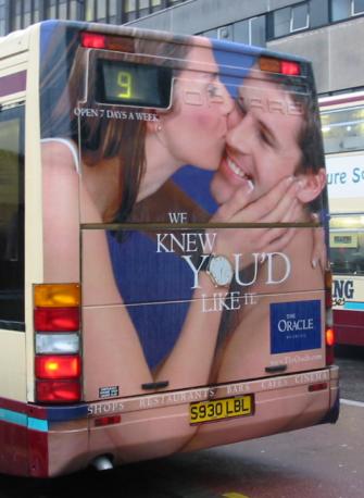 930 on 30 December 2002 (25718 bytes)